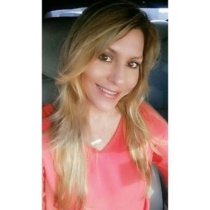 Meet your Posher, Carissa